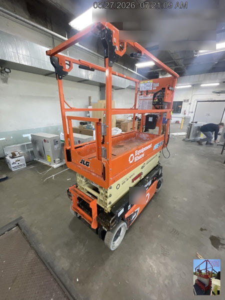 2023 JLG ES1932