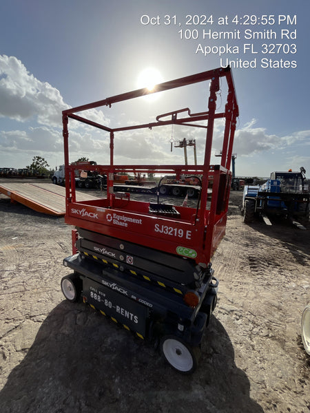 2024 Skyjack SJ3219 Electric Drive, Sld NM Tires, DBcns, RFRails, Power to Platform, T3 + Access Control