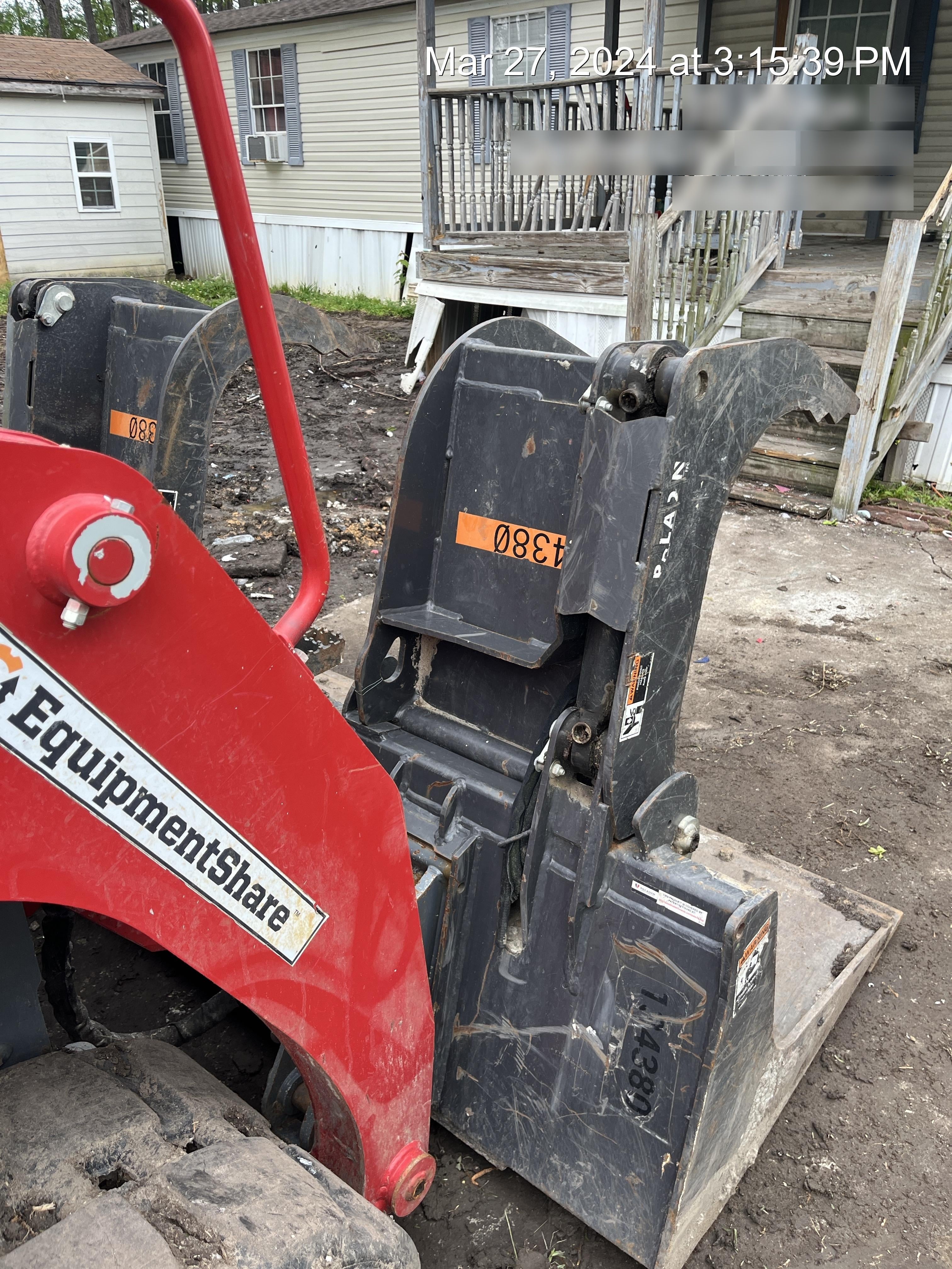 2021 PALADIN 76" Scrap Grapple Bucket - Paladin
