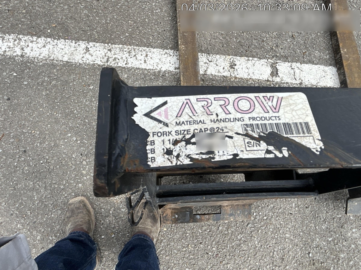 2022 ARROW MATERIAL HANDLING 48" Pallet Forks - Arrow