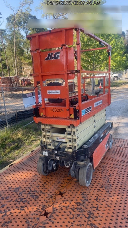 2021 JLG ES1932
