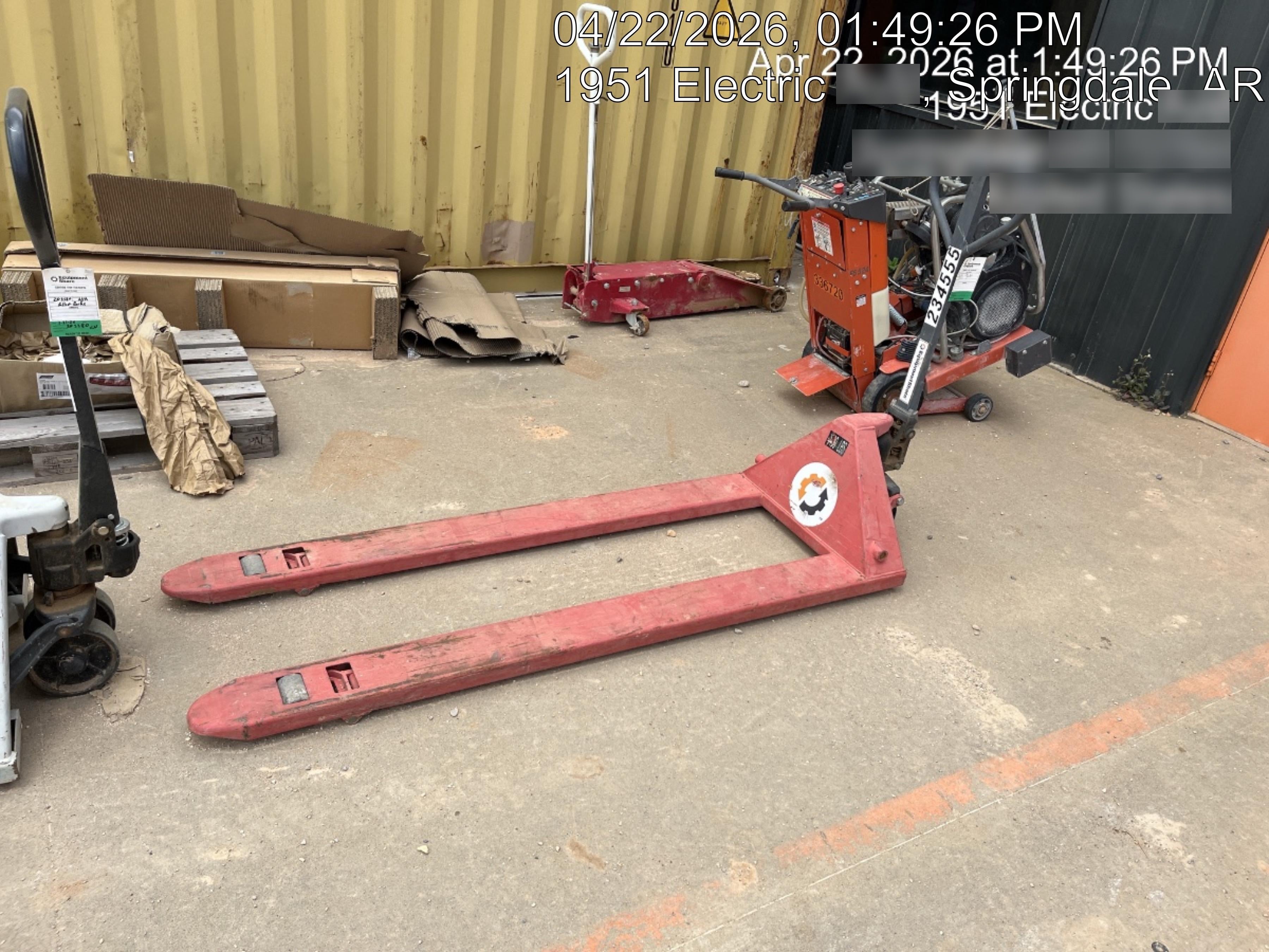 2022 DAYTON 5500 lb Pallet Jack