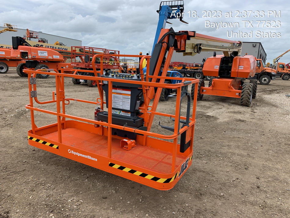 2023 JLG 860SJ