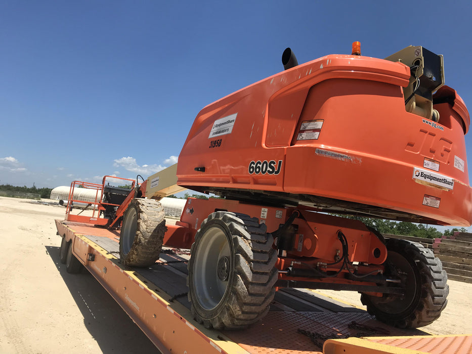 2019 JLG 660SJ