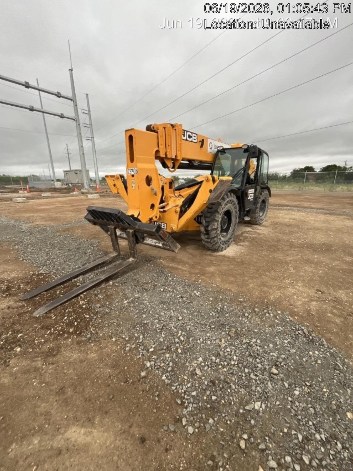 2022 JCB 510-56