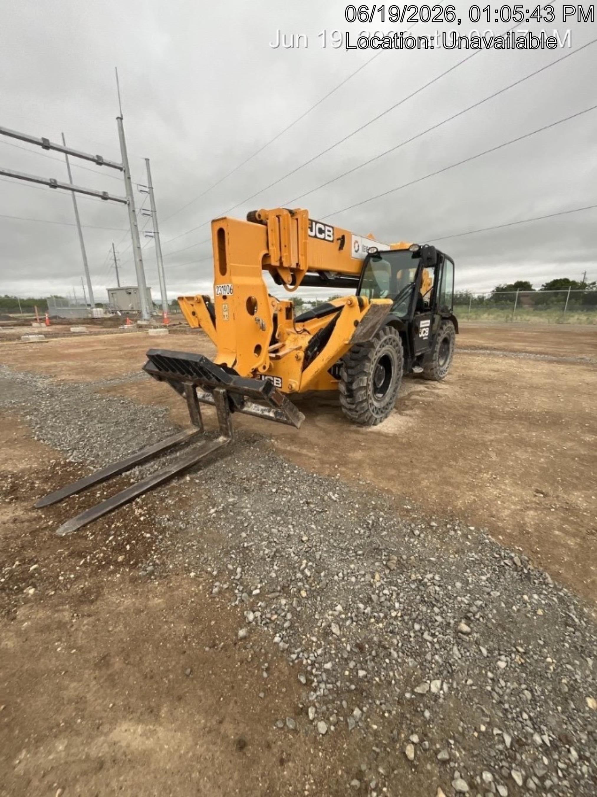 2022 JCB 510-56