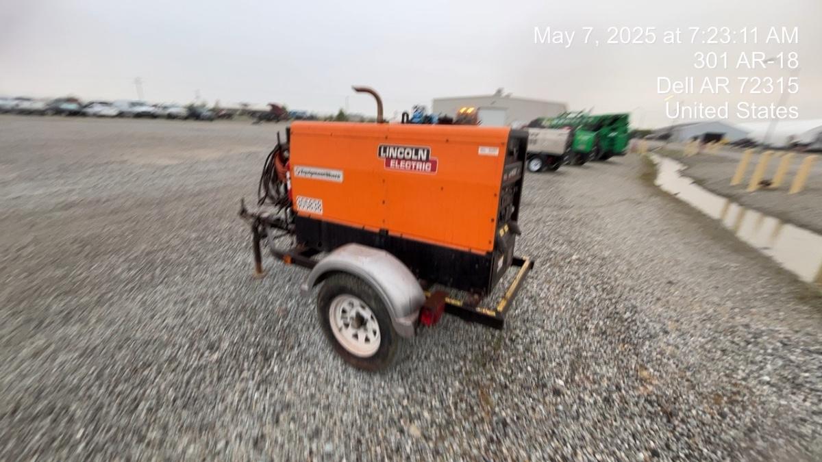 2023 Lincoln Electric LE400 Kubota V1505, Trlr, Cable Rack, Light Kit, ES Decals, T3