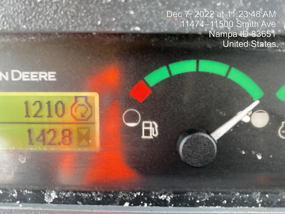 2017 JOHN DEERE 210LEP