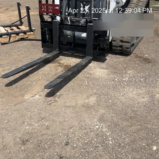 2024 VIRNIG 48" Pallet Forks - Virnig