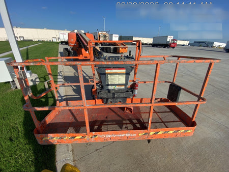 2022 JLG 660SJ