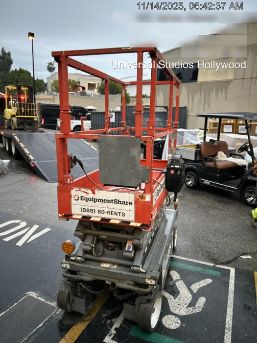 2020 Skyjack SJIII-3219 Solid NM Tires, Half height spring hinged entry gate, Dual Beacons, 800W Inverter