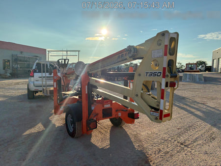 2025 JLG T350