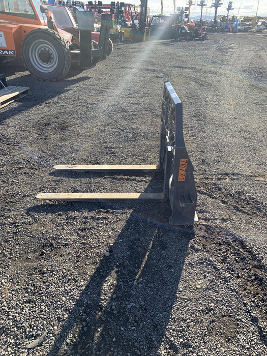 2020 PALADIN 48" Pallet Forks - Paladin