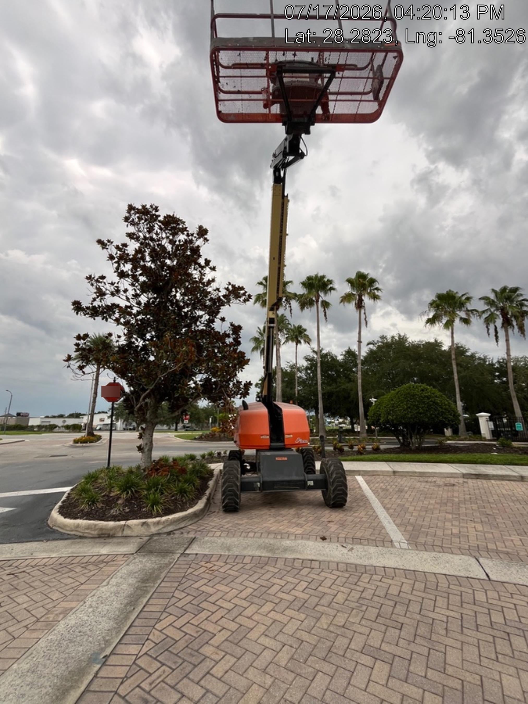 2023 JLG 460SJ