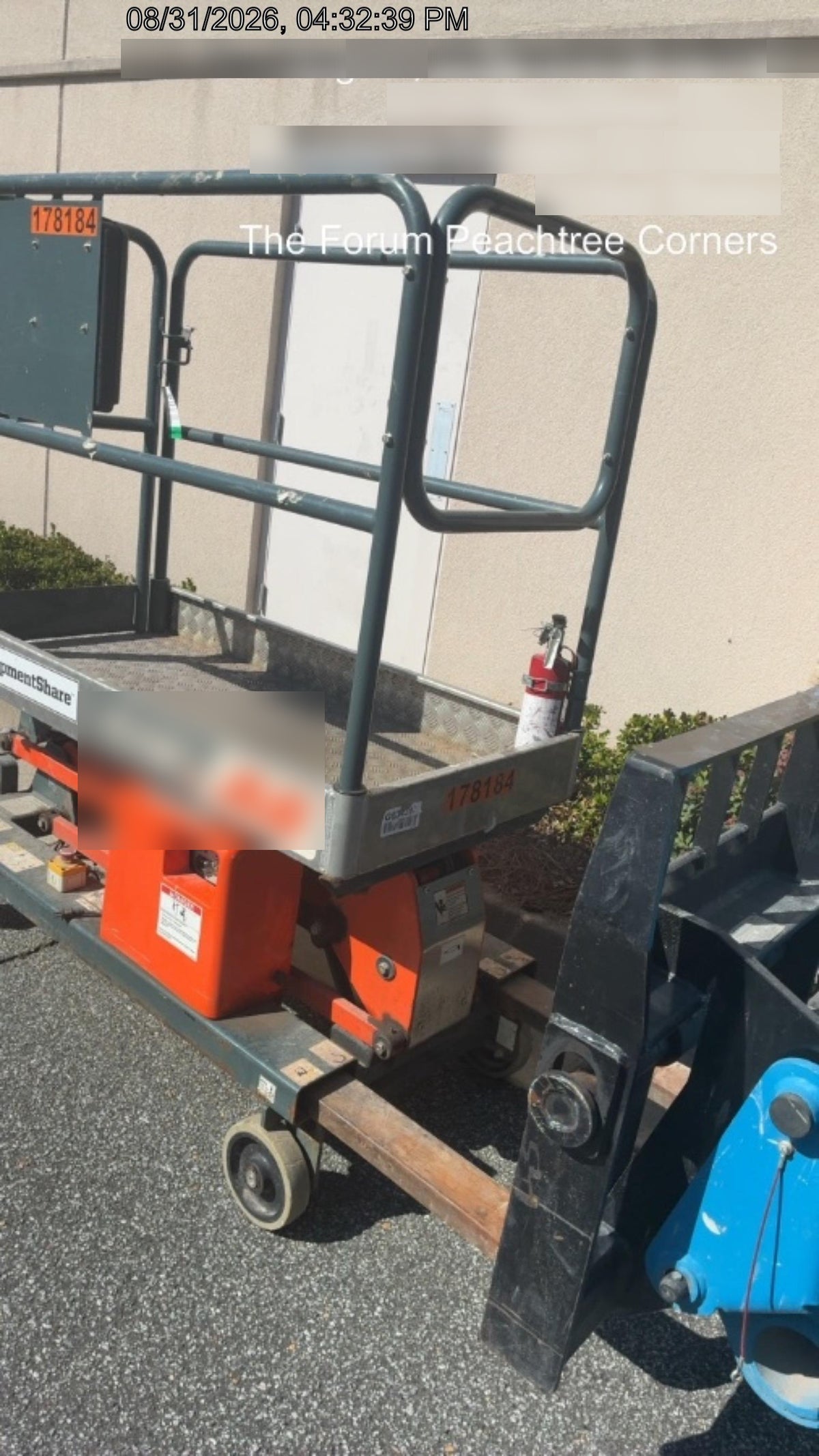 2021 JLG 1030P