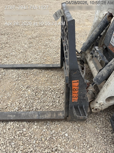 2021 PALADIN 48" Pallet Forks - Paladin