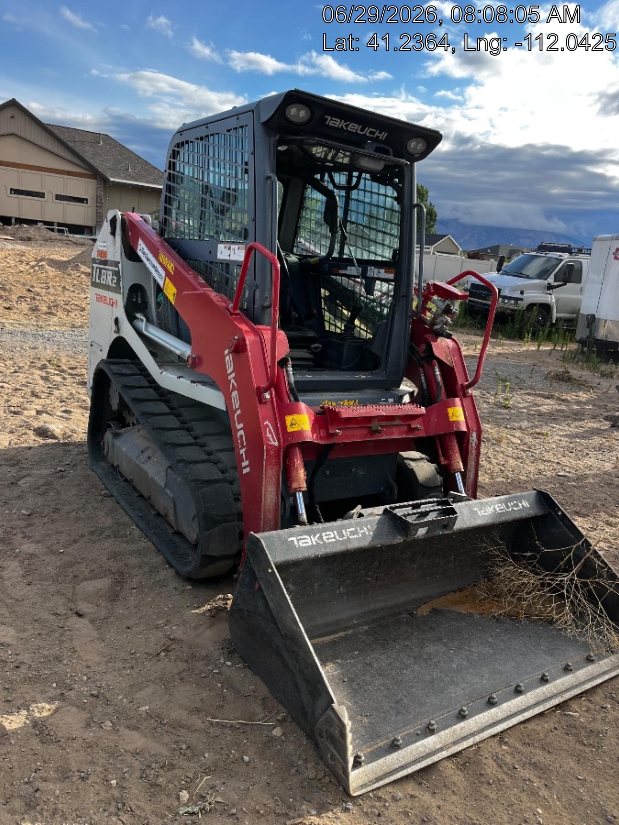 2023 TAKEUCHI TL8R2-CR