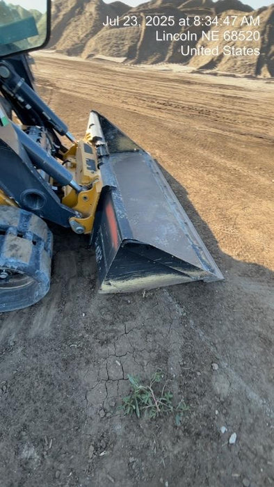 2025 JOHN DEERE 84" Bucket - John Deere