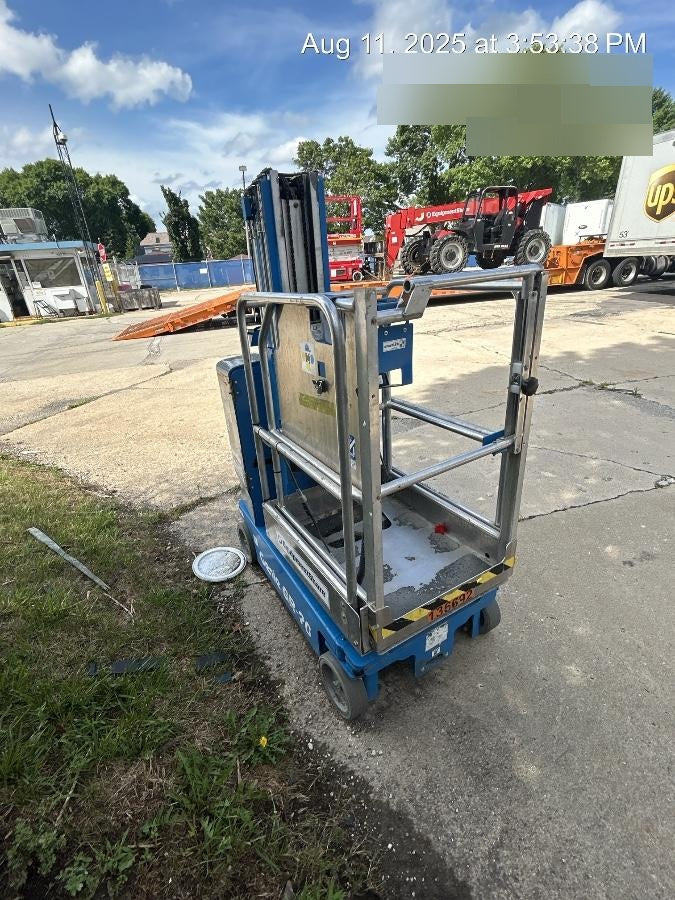 2021 GENIE GR-20
