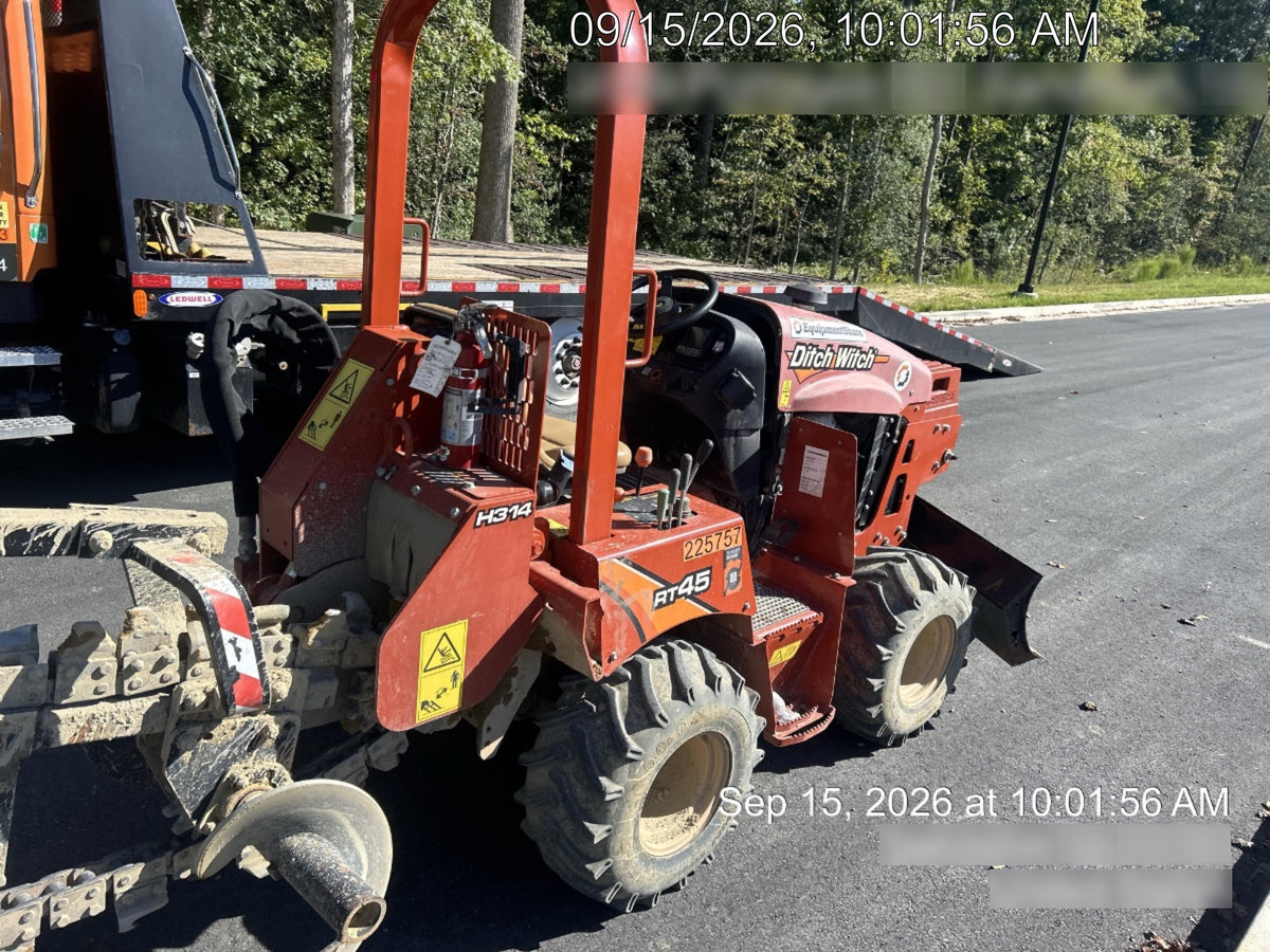 2022 DITCH WITCH RT45A