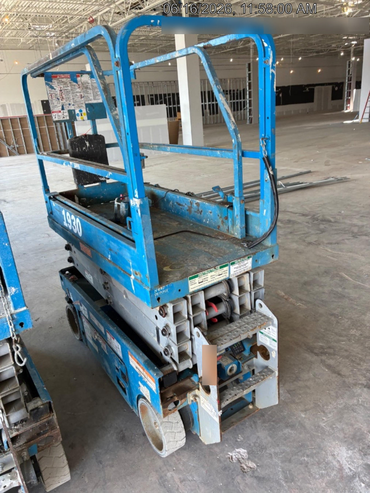 2019 Genie GS-1930 Fixed Rails with Chain Entry