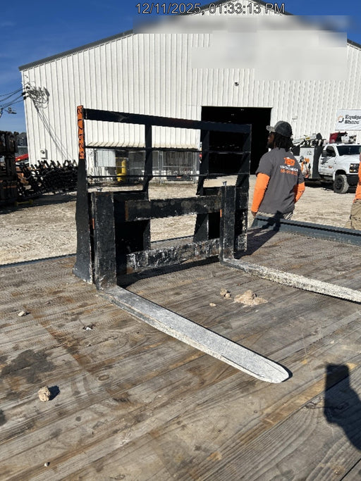 2025 ARROW MATERIAL HANDLING 60" Pallet Forks - Arrow