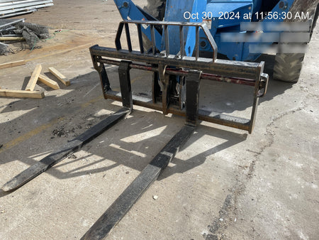 2019 Genie GTH-1056 Cab/Heat/AC, FF Tires, LED Work Lights, Beacon 60" QA Carriage, 60" Forks