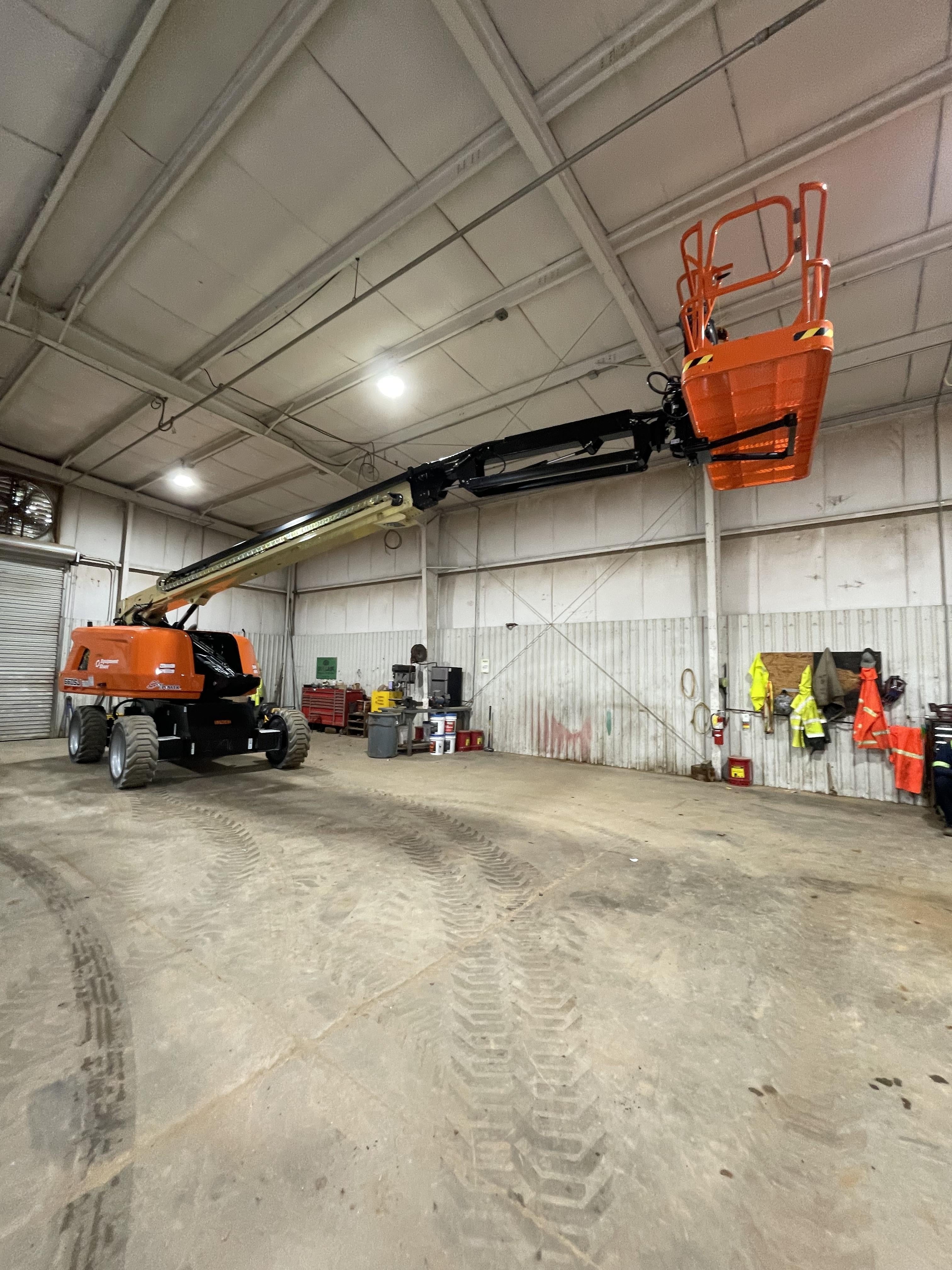 2025 JLG 660SJ
