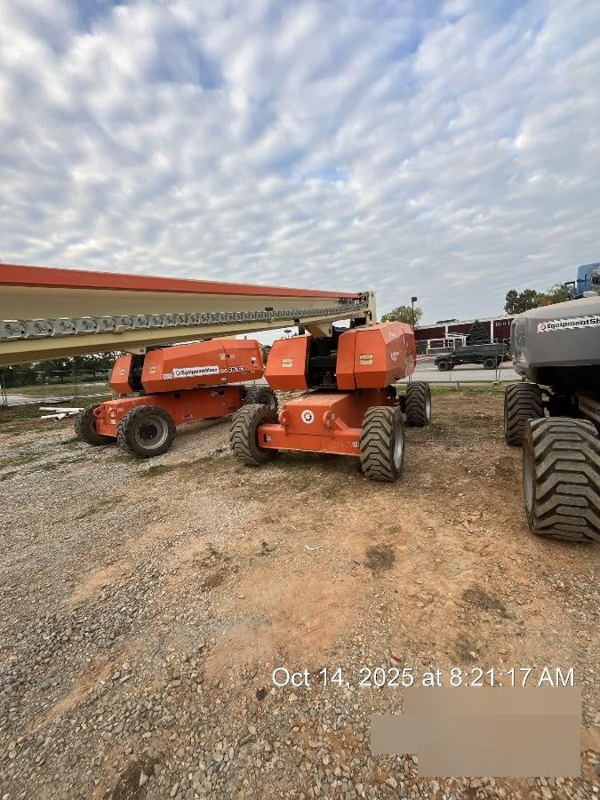 2022 JLG 860SJ