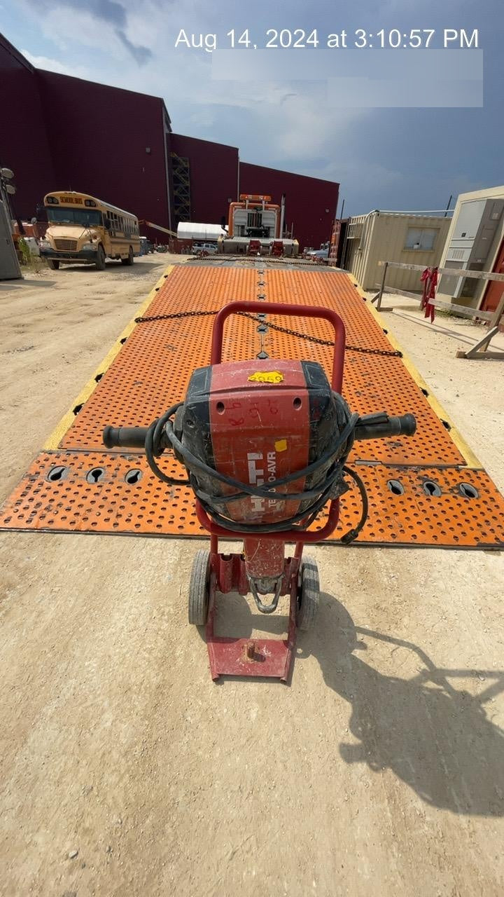 2021 HILTI TE 3000-AVR