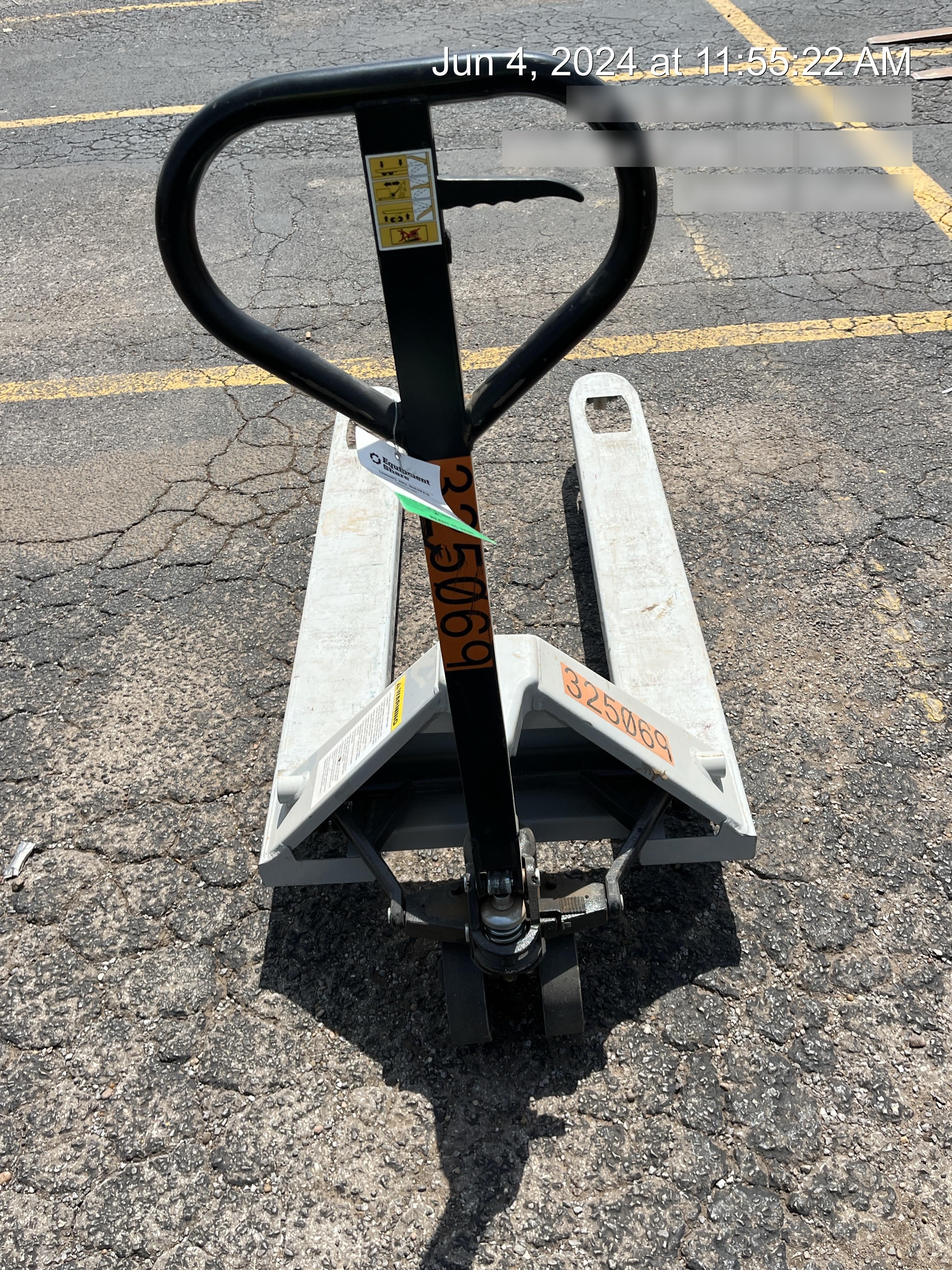 2023 STRONGWAY 5500 lb Pallet Jack