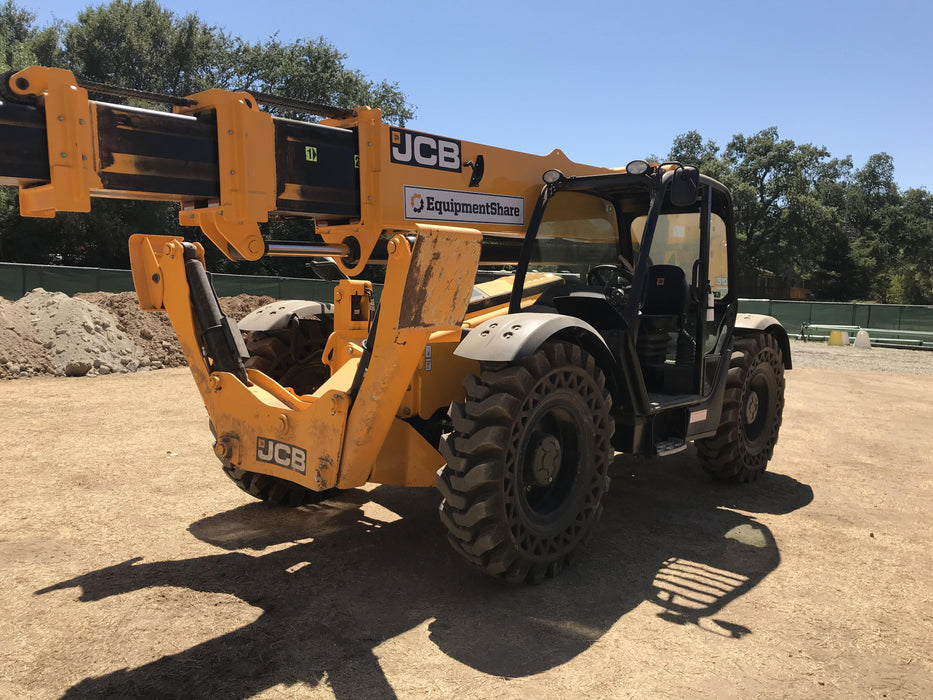 2019 JCB 510-56 74 HP w/Open ROPS, Beacon, Aux Hydraulics, Worklights, Solid Tires w/60" Carriage/Forks
