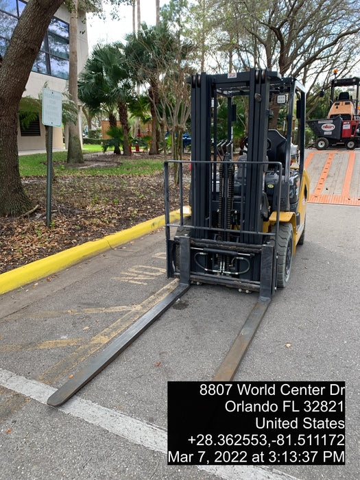 2021 KOMATSU FG25T-16