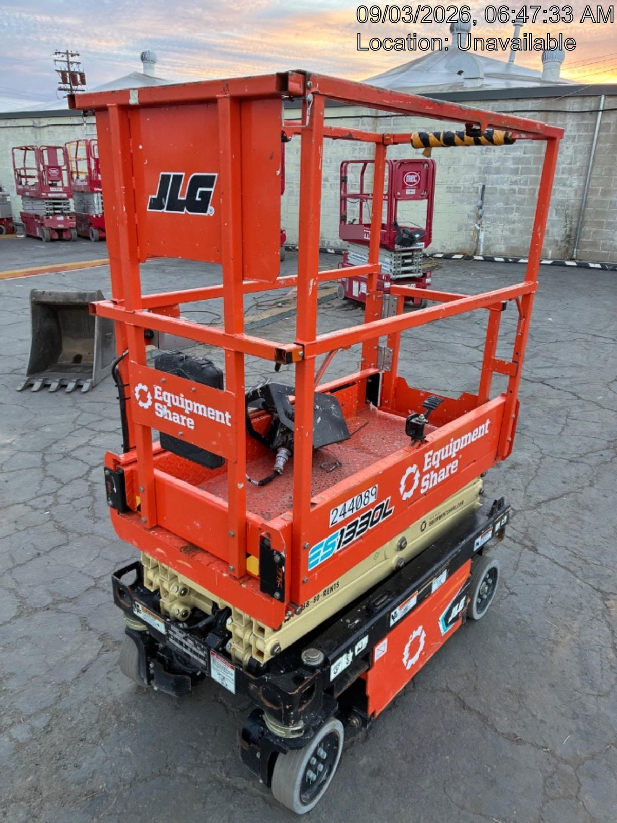 2022 JLG ES1330L