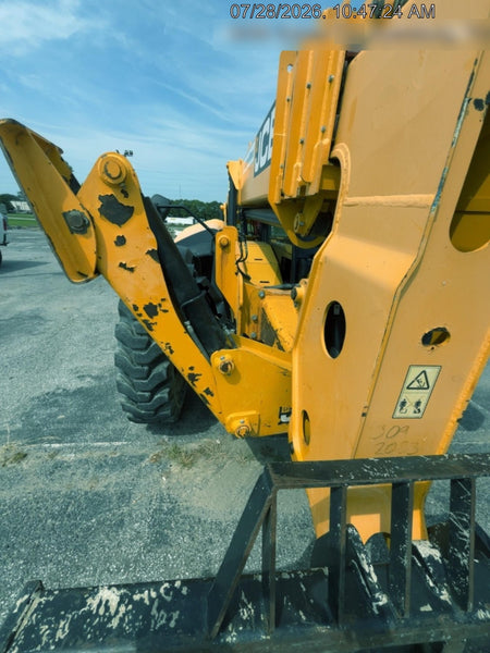 2022 JCB 510-56