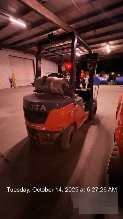 2022 TOYOTA 50-8FGU25