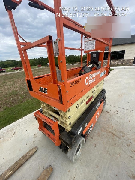 2023 JLG ES1932