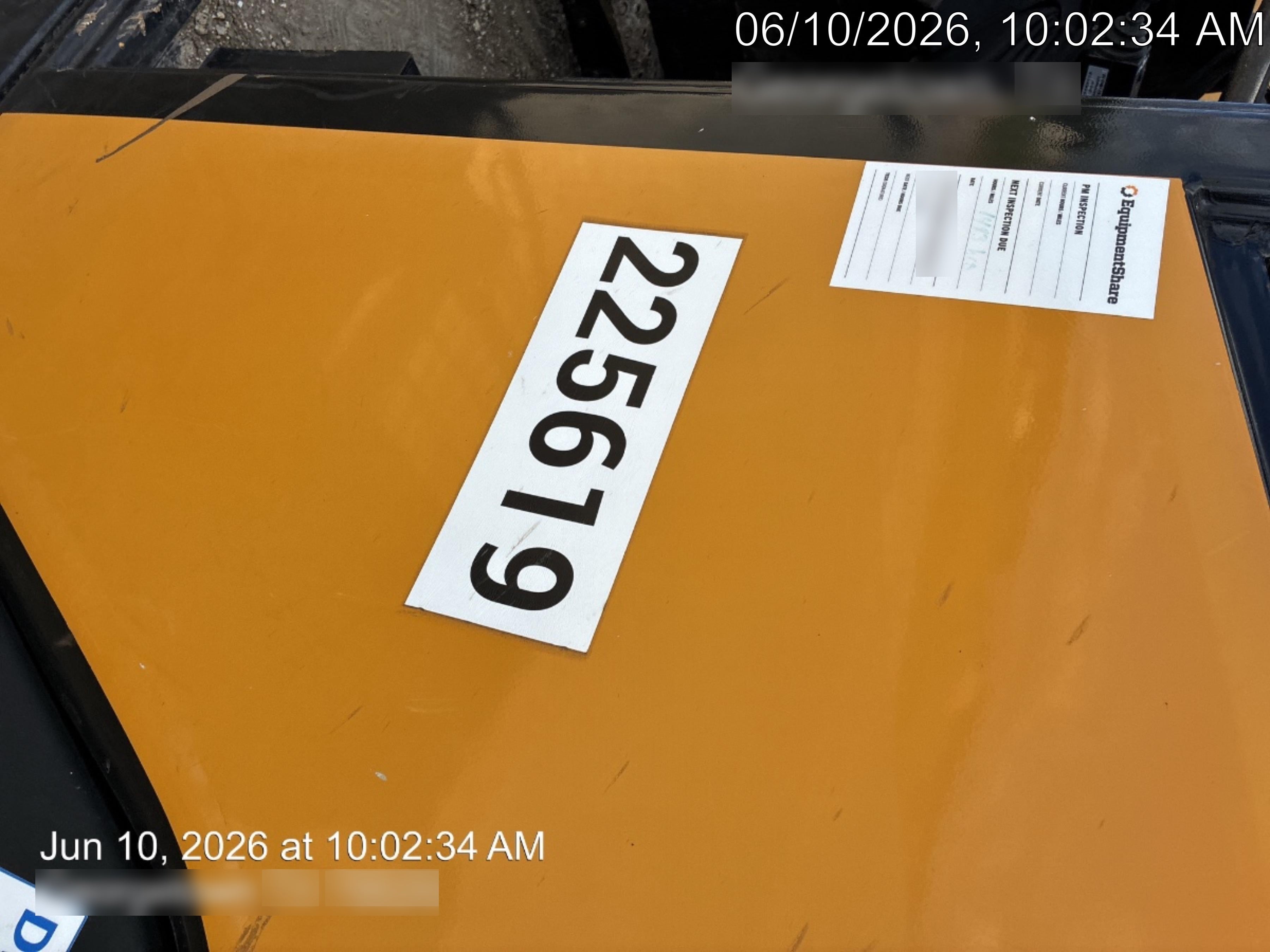 2022 SANY STH1056