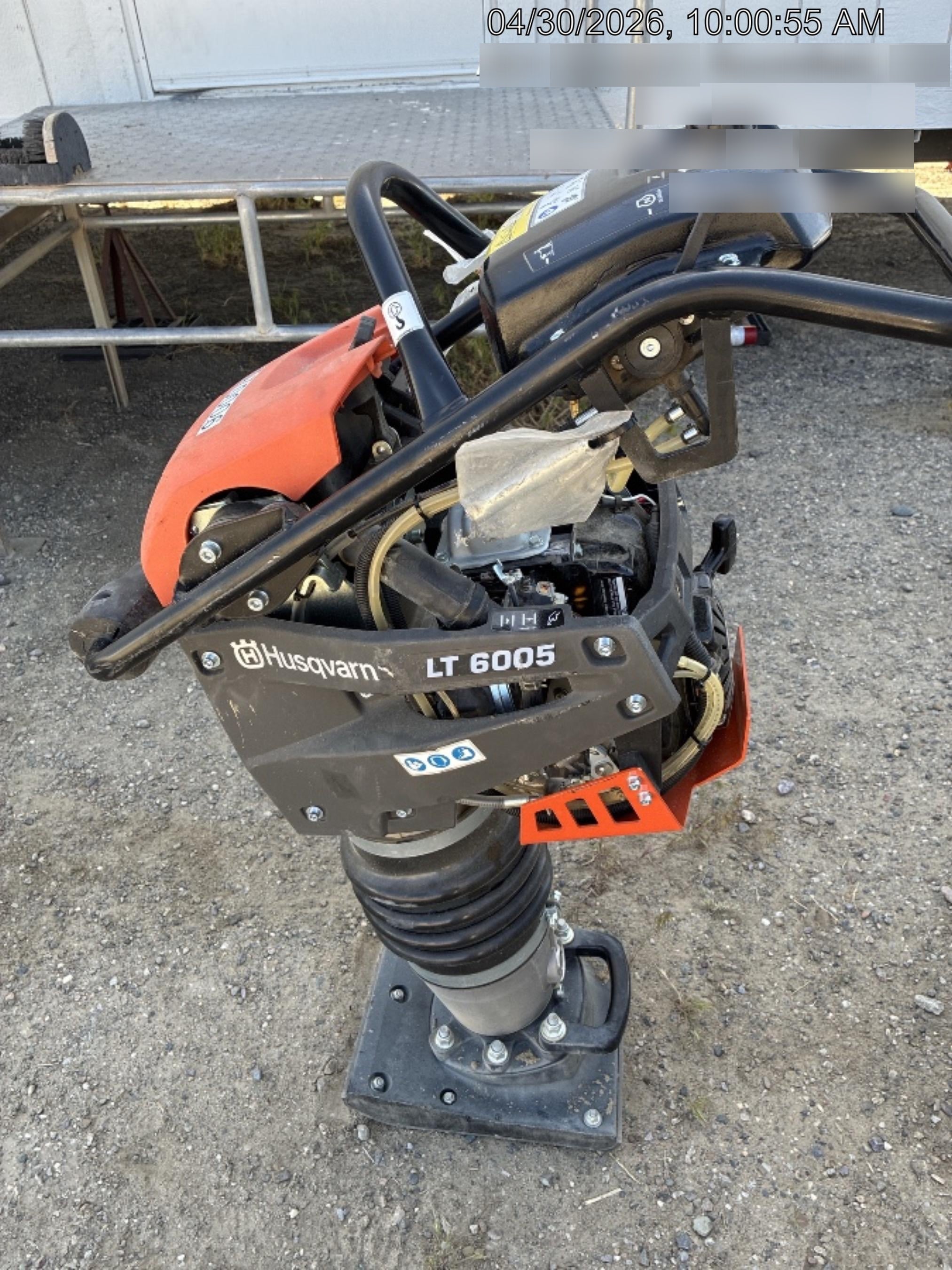 2025 HUSQVARNA LT6005