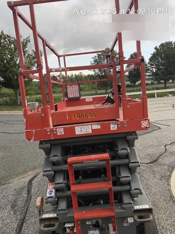 2022 SKYJACK SJ4740