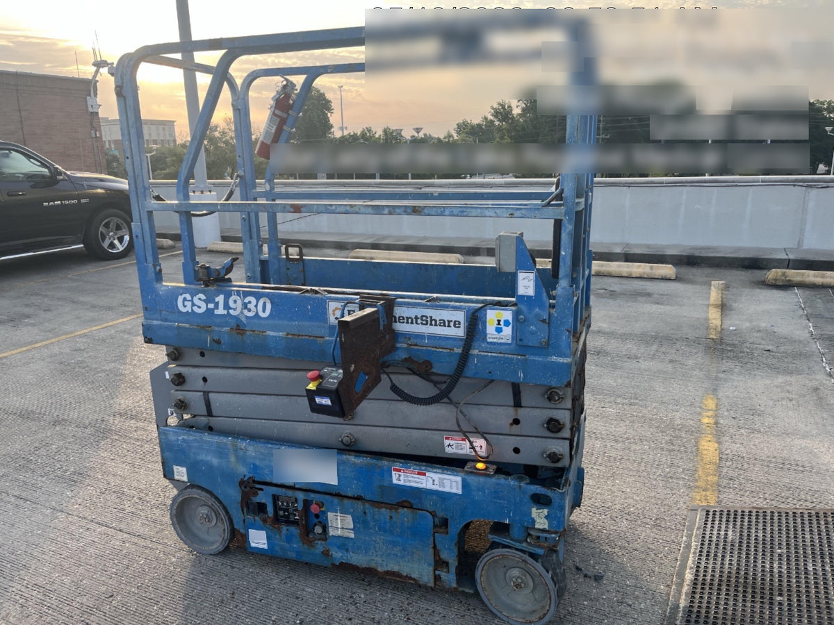 2019 Genie GS-1930 Fixed Rails with Chain Entry