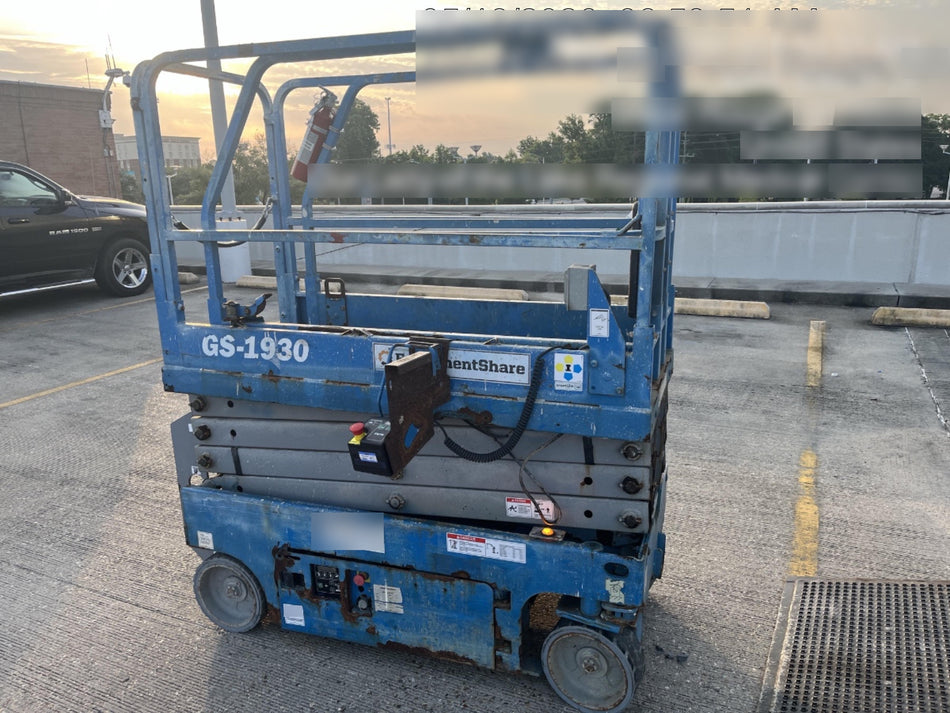 2019 Genie GS-1930 Fixed Rails with Chain Entry