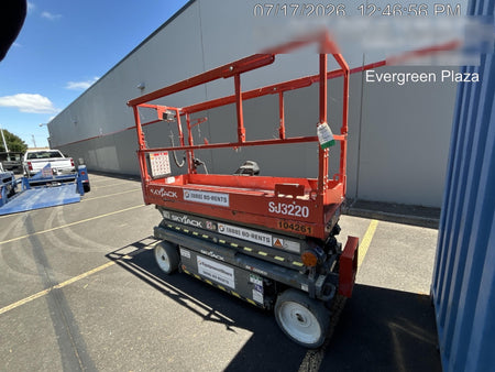 2020 Skyjack SJIII-3220 Solid NM Tires, Half height spring hinged entry gate, Dual Beacons, 6' Powered Extension Deck