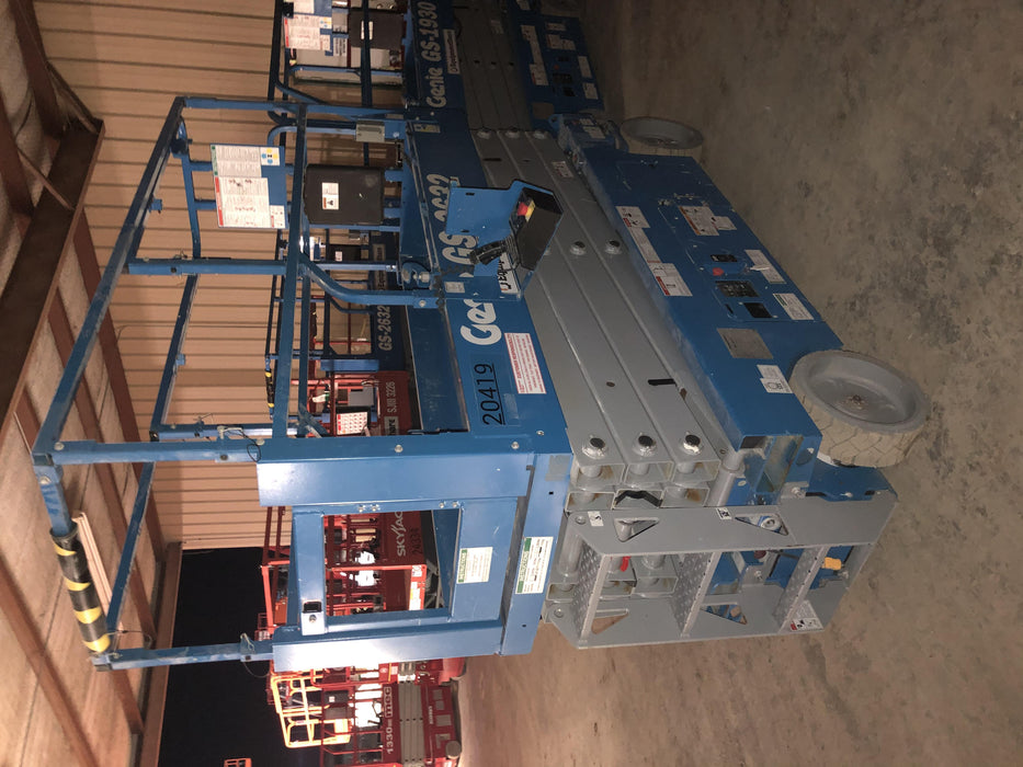 2018 Genie GS-2632 Genie GS-2632 w/Fixed Rail, Chain Entry