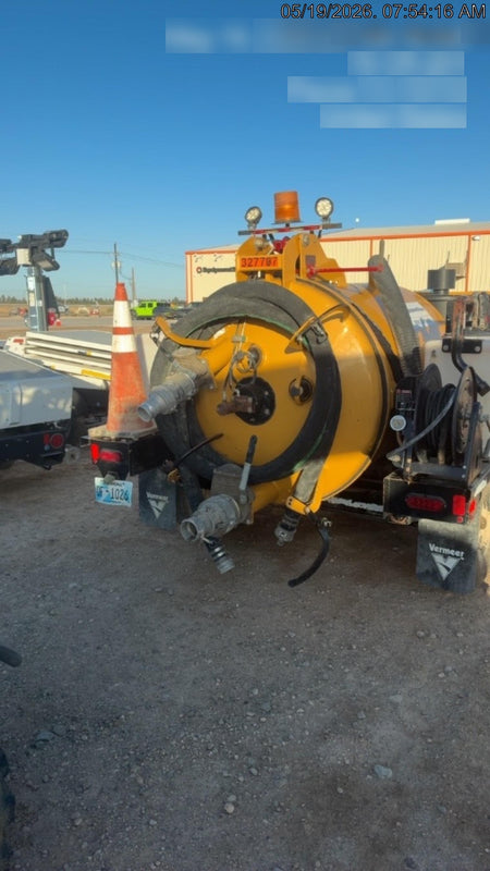 2023 VAC-TRON LP573XDT
