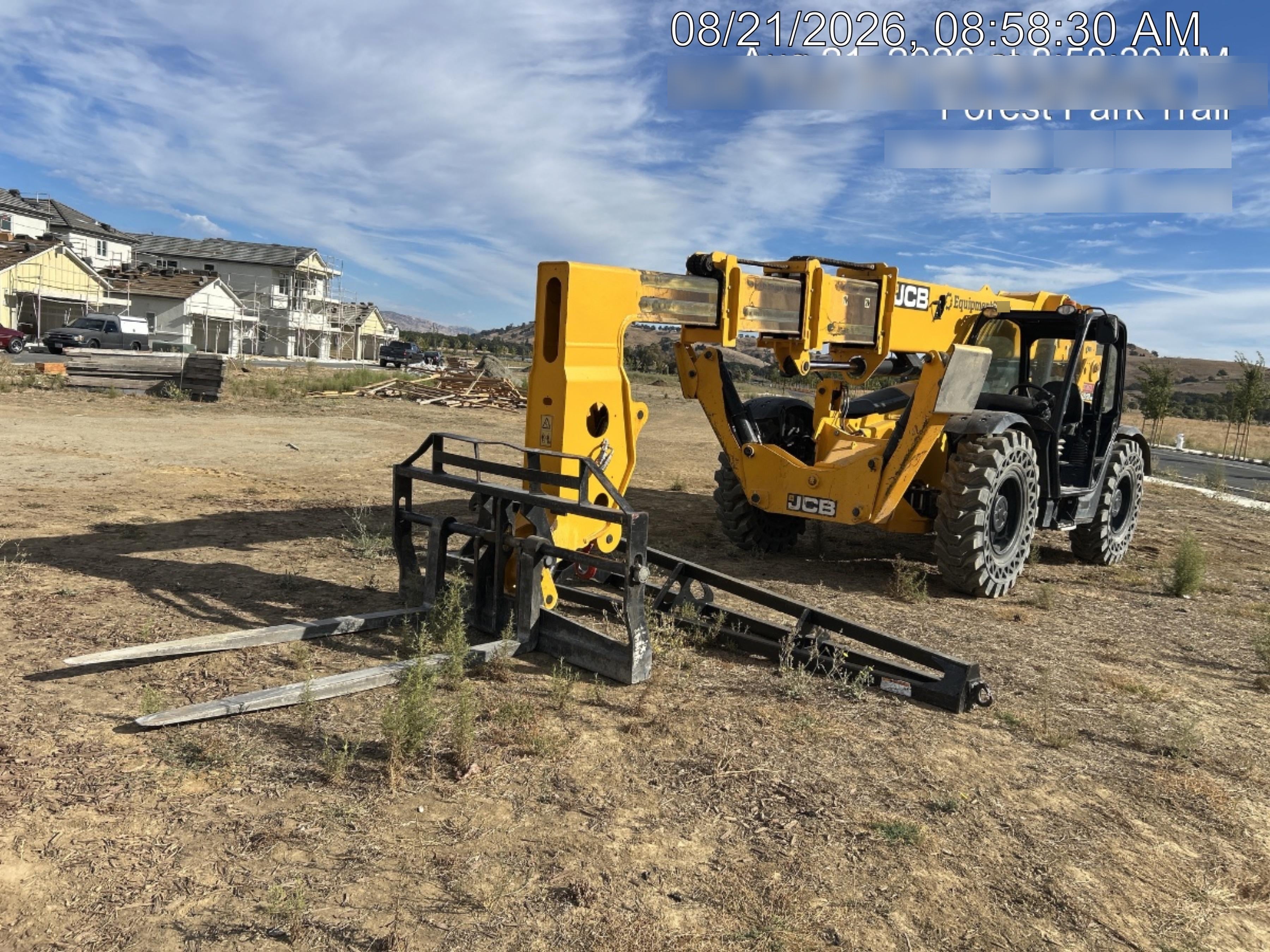 2024 JLG 1001275853