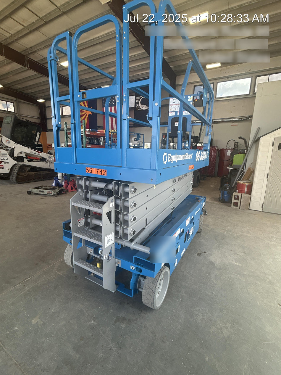 2025 GENIE GS-3246