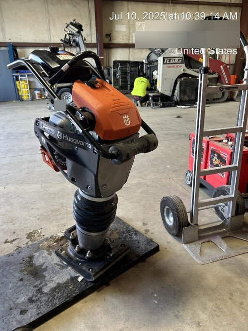 2025 HUSQVARNA LT6005