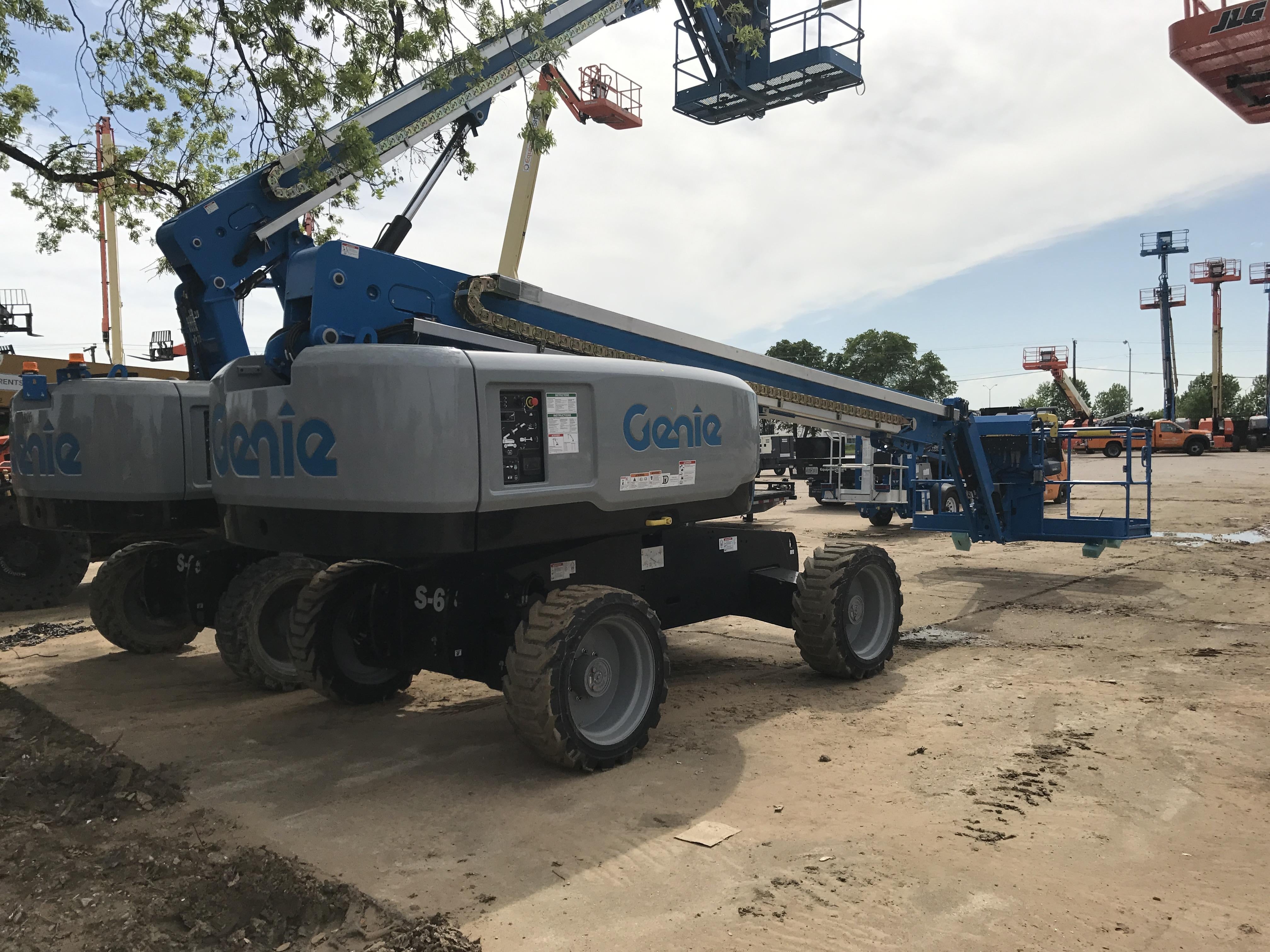 2017 GENIE S-65