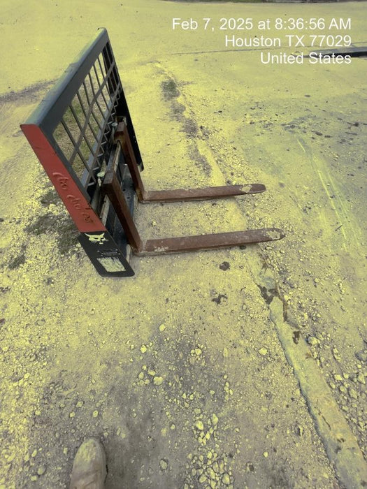 2023 BOBCAT 36" Mini Skid Steer Fork Carriage - Bobcat